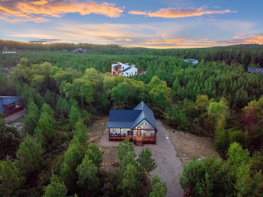 Under The Stars - Secluded, Hot Tub, Firepit, Games Broken Bow Exterior foto